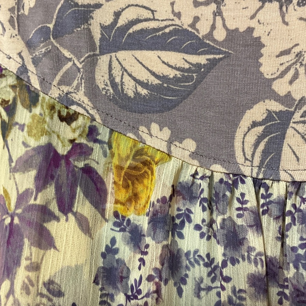 LOGO by Lori Goldstein Floral Sleeveless Vest - Picture 3 of 11